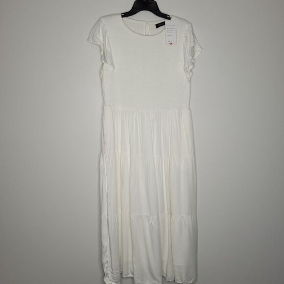 Zesica tiered skirt smocked top flutter sleeve key hole maxi dress size xxl NWT - Picture 4 of 9